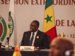 MACKY SALL EN FINESSE