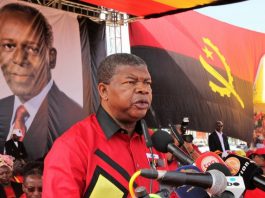 JOAO LOURENÇO PRÊTE SERMENT