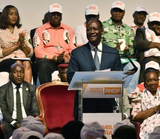 LE PRÉSIDENT IVOIRIEN ALASSANE OUTTARA LANCE UN NOUVEAU PARTI UNIFIÉ