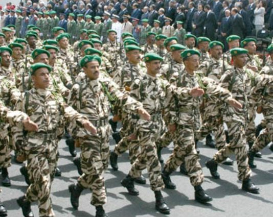 L’INSTAURATION DU SERVICE MILITAIRE OBLIGATOIRE FAIT DÉBAT