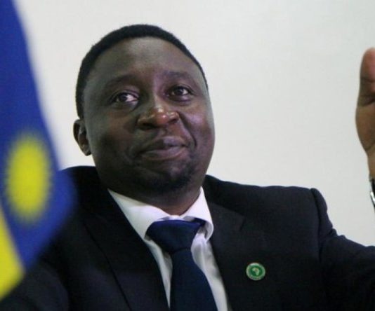 L’OPPOSITION FAIT SON ENTRÉE AU PARLEMENT