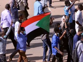 CRISE DU PAIN : UNE MARCHE VERS LA PRÉSIDENCE STOPPÉE PAR LA POLICE