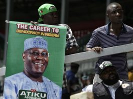 PRÉSIDENTIELLES : UN BUREAU DE LA COMMISSION ÉLECTORALE INCENDIÉ À J-6 DES ÉLECTIONS