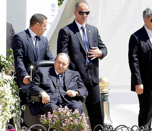 LE PRÉSIDENT BOUTEFLIKA RENONCE À UN 5ÈME MANDAT
