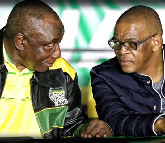 LE PARTI DE RAMAPHOSA À NOUVEAU ÉCLABOUSSÉ PAR LES SCANDALES