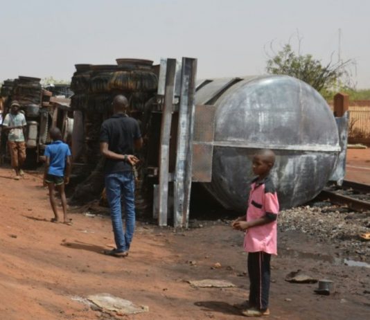 58 MORTS DANS UNE EXPLOSION À NIAMEY