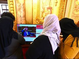 DEVANT LE MUTISME DE LA SOCIÉTÉ CIVILE, LE SÉNAT LÉGALISE LA VIOLENCE CONTRE LES FEMMES