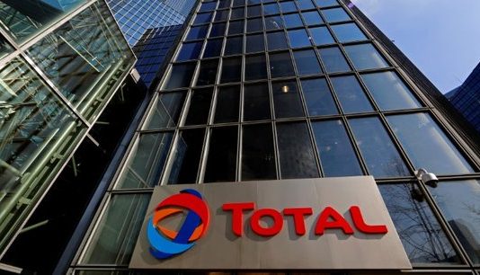 TotalEnergies cède à Chevron 40 % de deux permis d’exploration au Nigeria