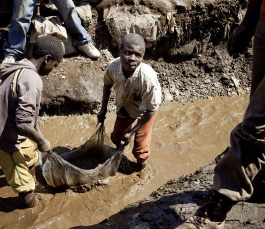 TRAVAIL DES ENFANTS EN RDC : APPLE, MICROSOFT, DELL…OBJETS D’UNE PLAINTE