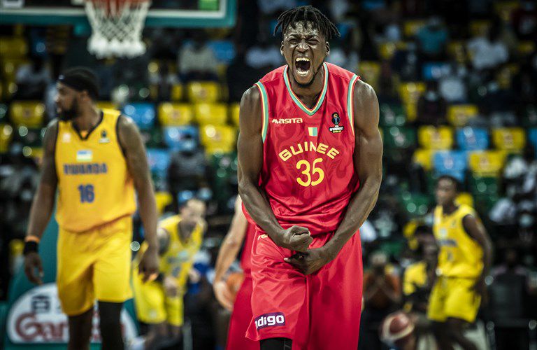 AfroBasket, L’Angola Et La Guinée Décrochent Les Quarts De Finale Du ...