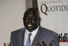 POUVOIR ET PRESSE, RELATIONS EN SURCHAUFFE — DES JOURNALISTES ARRÊTÉS