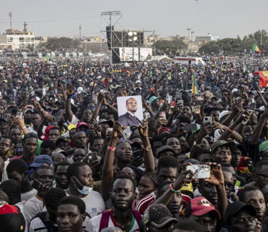 SONKO FAIT UN TERA-MEETING / PSYCHODRAME