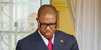 La junte nomme l’ancien ministre des Finances Premier ministre de la transition