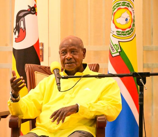 La succession dynastique en Ouganda : De Museveni VII à Muhoozi Ier