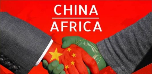Chine-Afrique : les échanges bondissent de 24 %, le déficit africain aussi