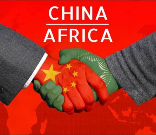 Chine-Afrique : les échanges bondissent de 24 %, le déficit africain aussi