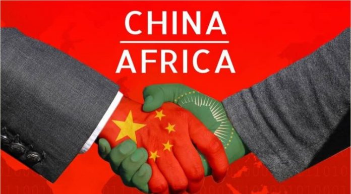 Chine-Afrique : les échanges bondissent de 24 %, le déficit africain aussi