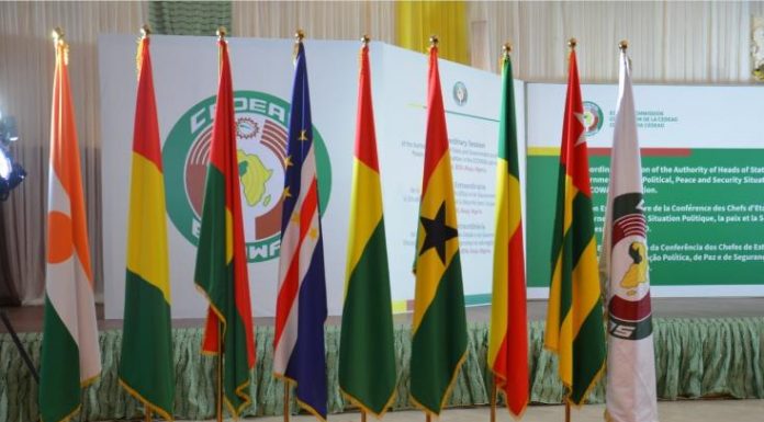 Deux présidences pour un seul pays : le coup de maître du Sénégal à la CEDEAO