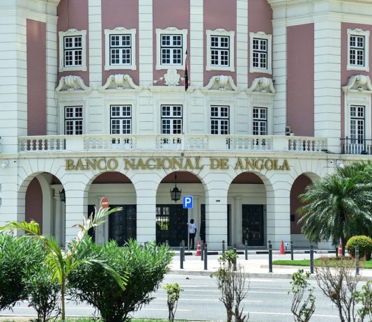 Angola : la décision monétaire qui pourrait tout changer pour l’économie de Luanda